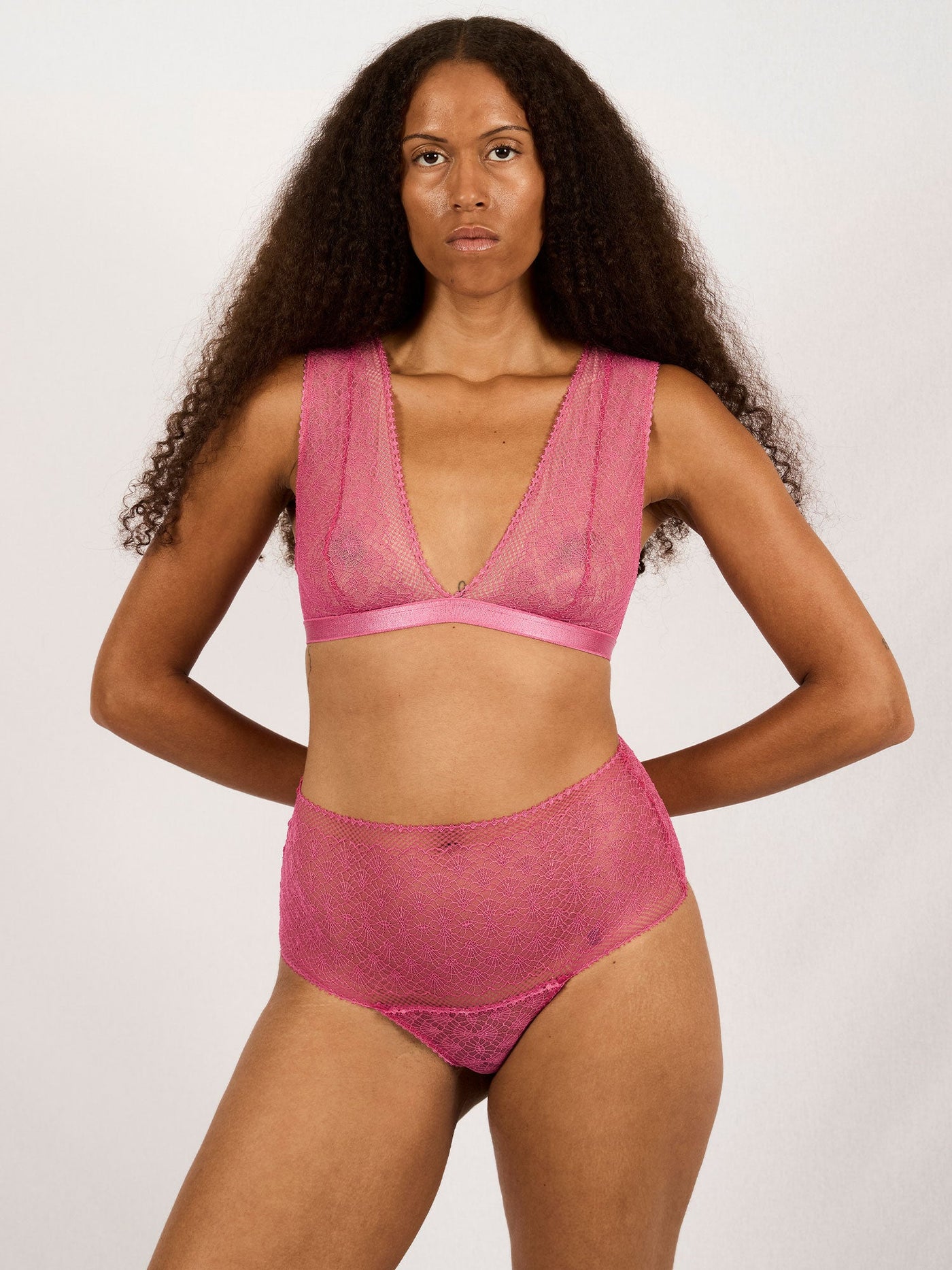 CHRISTY HIGH APEX BRA FUCHSIA